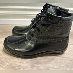NEW Sperry’s Rainboot Shoes in Women’s size 8.5